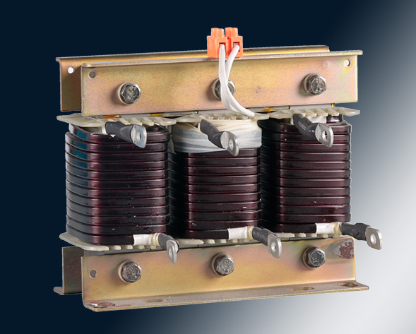 NMCKSG低壓 NMCKSC高壓電容器串聯(lián)電抗器在補(bǔ)償容性無(wú)功功率的時(shí)候，往往會(huì)受到諧波電流，合閘涌流及操作過(guò)電壓的影響，造成電容器損壞和功率因數(shù)降低，為此需…